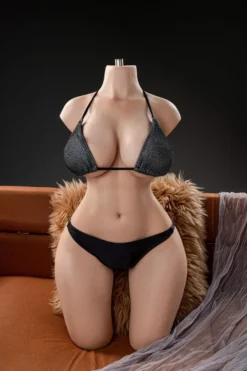 marielove Masturbator Torso Rayne-Wynter Körper