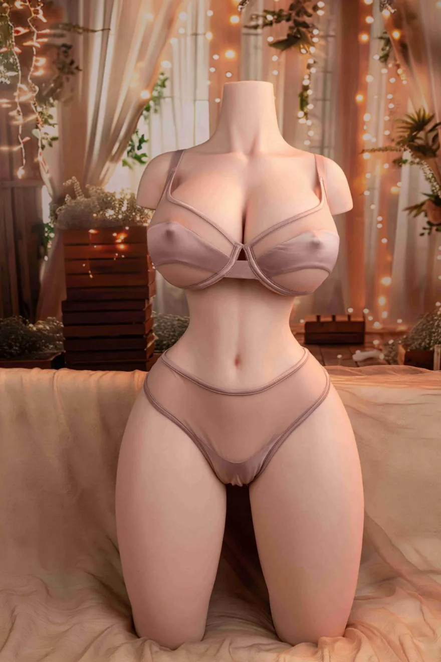 marielove Masturbator Torso River-Yafa Körper