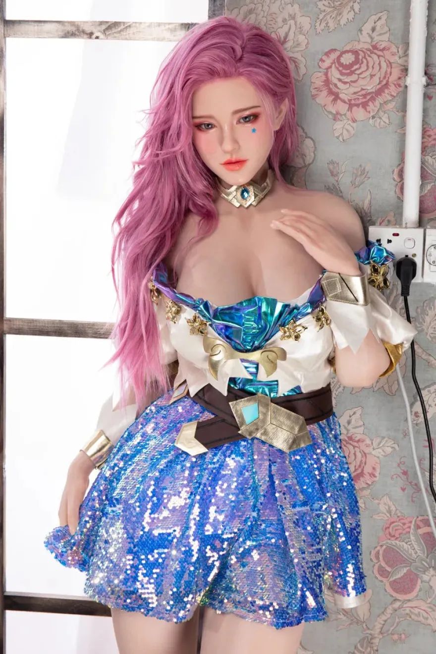 Sexpuppe Gia-India