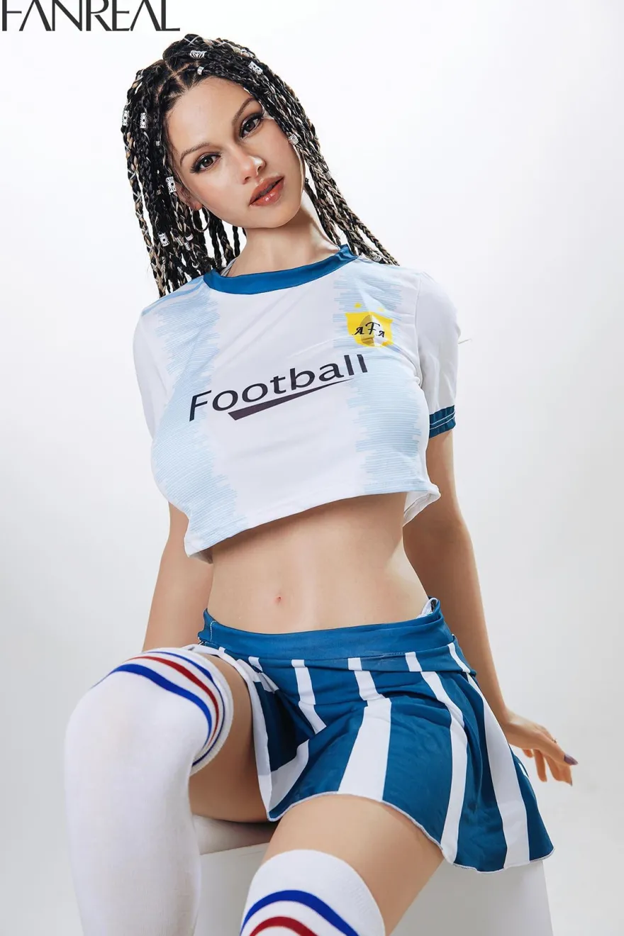 Sexpuppe Saige-Yareli