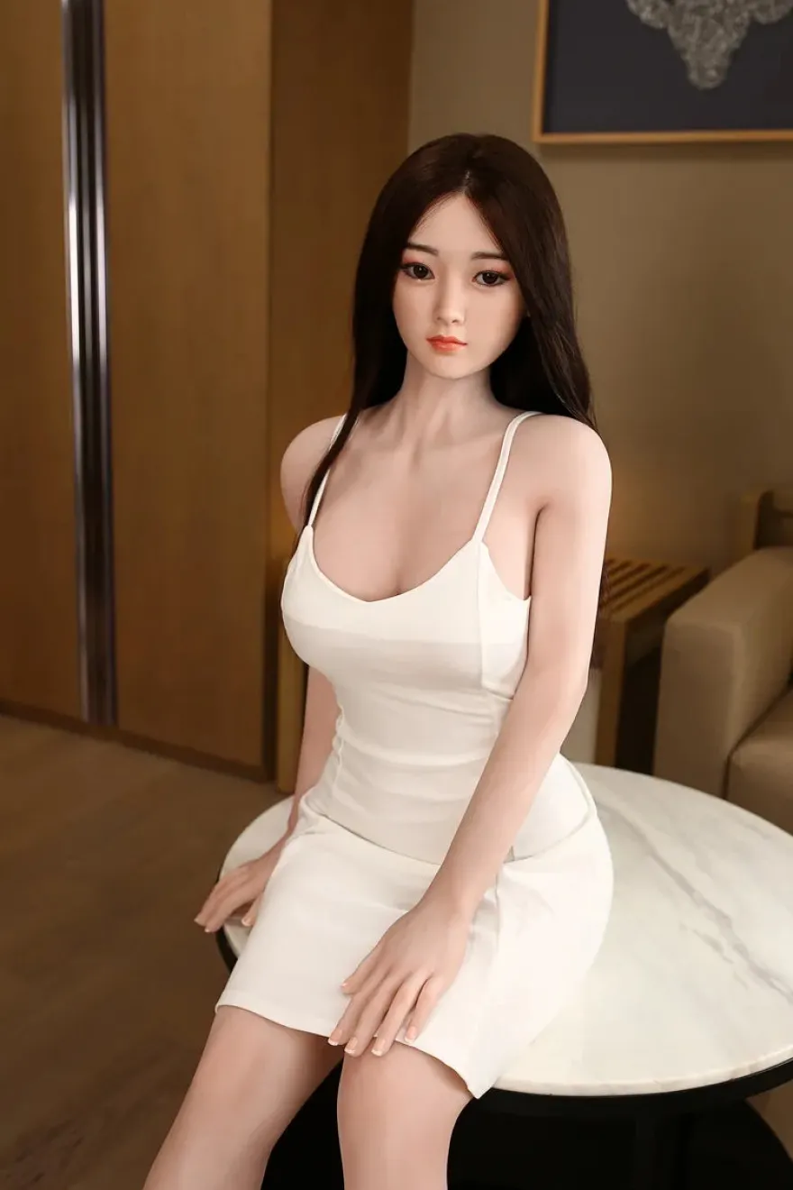 Sexpuppe Silja-Valentina