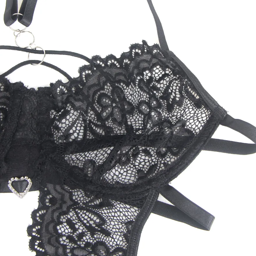 Sexy Schwarzes Spitzen-Lingerie Set – BH, Slip & Strapse, verführerische Dessous